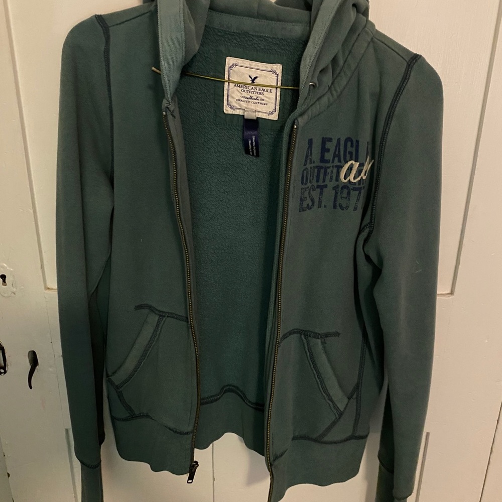 American eagle sweatshirt